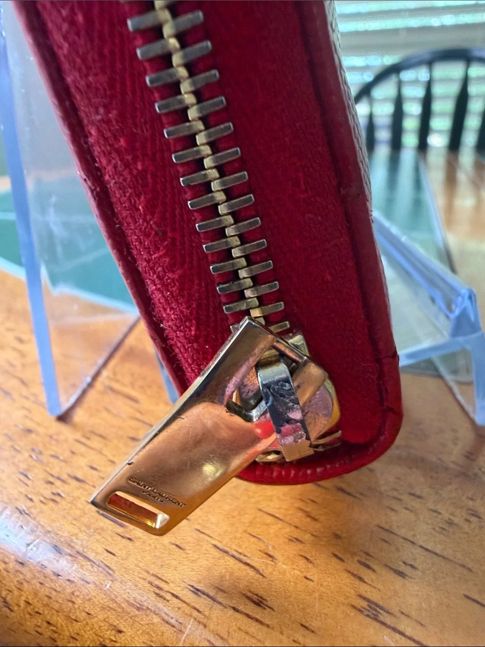Yves Saint Laurent Red Quilted Zip Wallet with Gold YSL Logo - Picture 2 of 14
